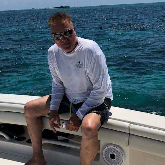 Meet your Posher, Robert - Picture 1 of 1